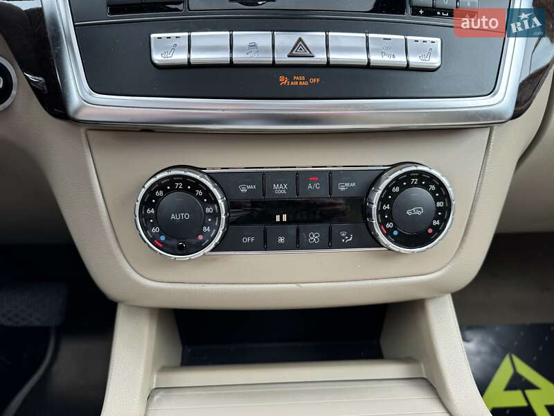 Позашляховик / Кросовер Mercedes-Benz GL-Class 2014 в Києві