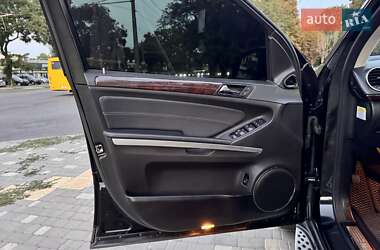 Внедорожник / Кроссовер Mercedes-Benz GL-Class 2012 в 
