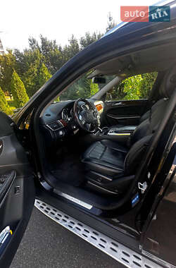 Позашляховик / Кросовер Mercedes-Benz GL-Class 2013 в 