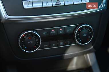 Позашляховик / Кросовер Mercedes-Benz GL-Class 2013 в 