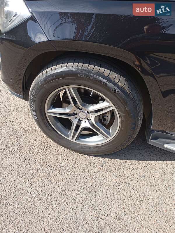 Позашляховик / Кросовер Mercedes-Benz GL-Class 2013 в Одесі