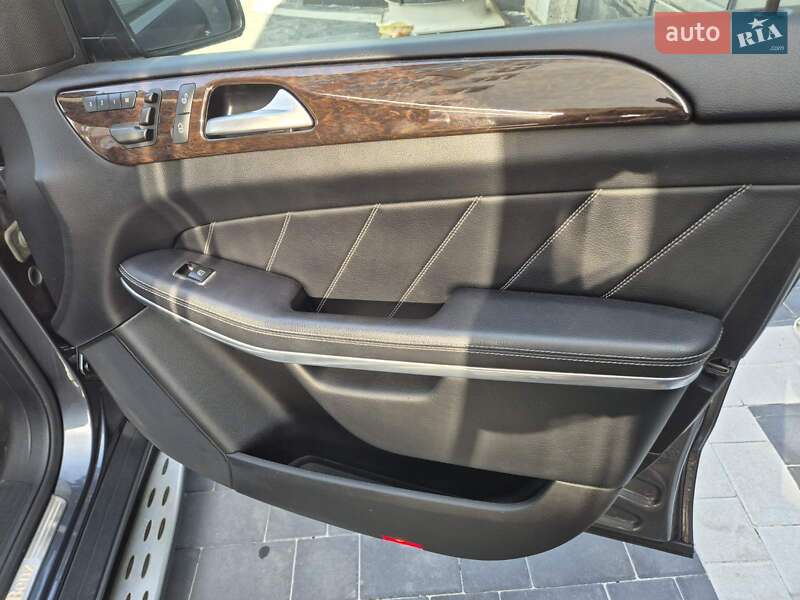 Внедорожник / Кроссовер Mercedes-Benz GL-Class 2013 в Тернополе фото 18 Внедорожник / Кроссовер Mercedes-Benz GL-Class 2013 в Тернополе