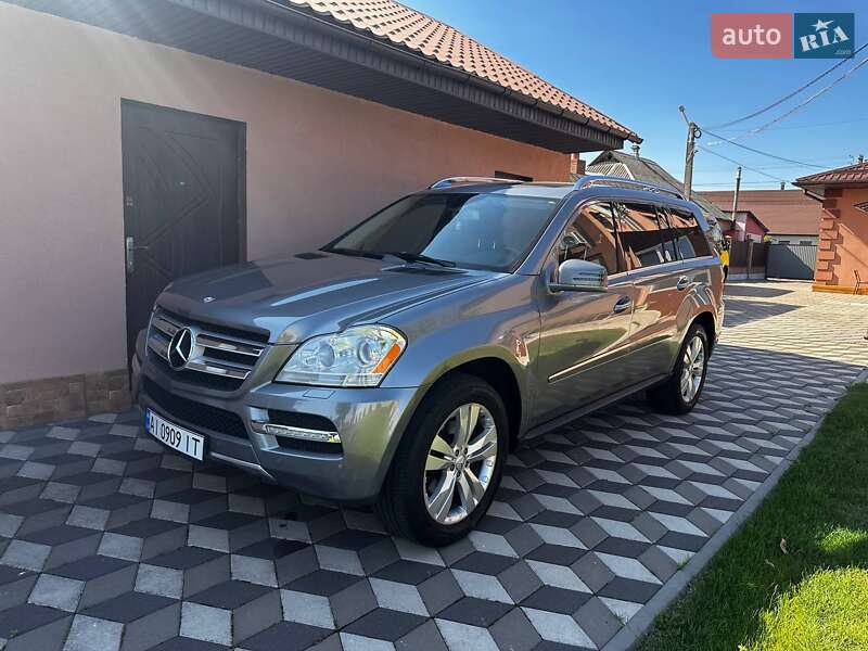Внедорожник / Кроссовер Mercedes-Benz GL-Class 2011 в 