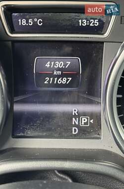 Позашляховик / Кросовер Mercedes-Benz GL-Class 2013 в 
