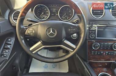 Внедорожник / Кроссовер Mercedes-Benz GL-Class 2009 в 