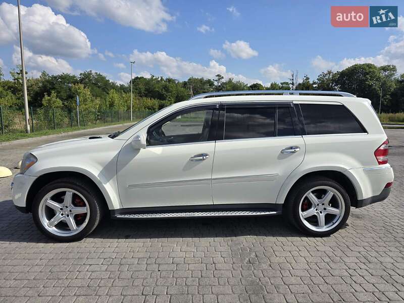 Позашляховик / Кросовер Mercedes-Benz GL-Class 2009 в Радивиліві