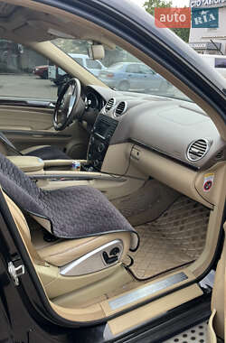 Позашляховик / Кросовер Mercedes-Benz GL-Class 2010 в 