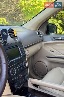 Внедорожник / Кроссовер Mercedes-Benz GL-Class 2006 в 