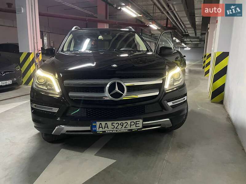 Позашляховик / Кросовер Mercedes-Benz GL-Class 2015 в Києві