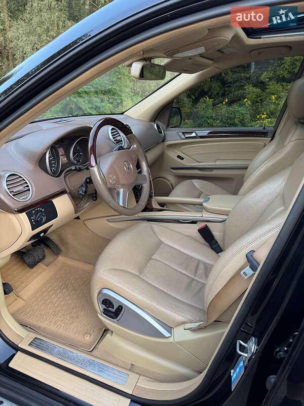 Внедорожник / Кроссовер Mercedes-Benz GL-Class 2009 в Киеве
