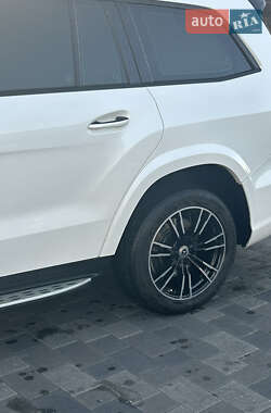 Позашляховик / Кросовер Mercedes-Benz GL-Class 2014 в 