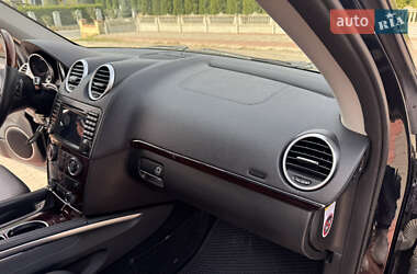 Позашляховик / Кросовер Mercedes-Benz GL-Class 2008 в 