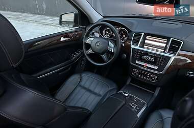 Позашляховик / Кросовер Mercedes-Benz GL-Class 2012 в 