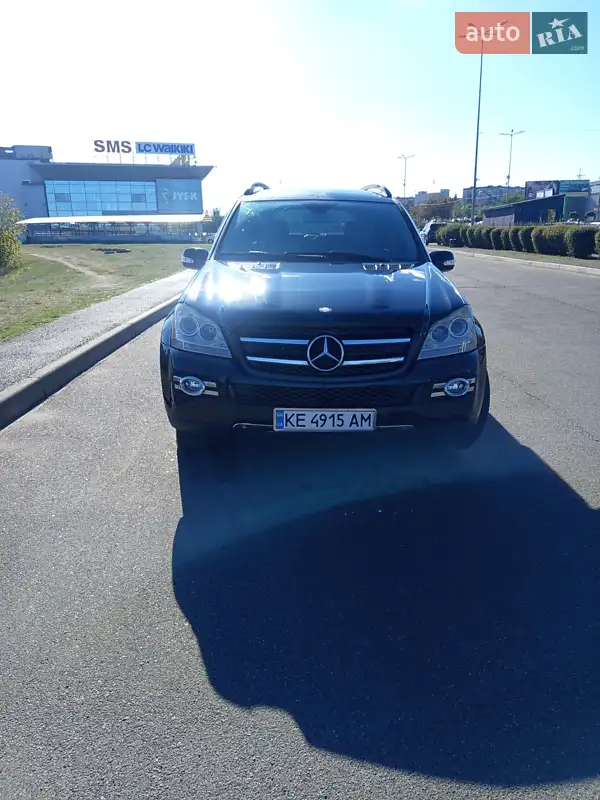 Mercedes-Benz GL-Class