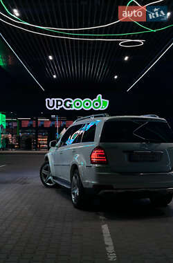 Позашляховик / Кросовер Mercedes-Benz GL-Class 2011 в 