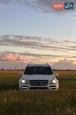Позашляховик / Кросовер Mercedes-Benz GL-Class 2011 в 