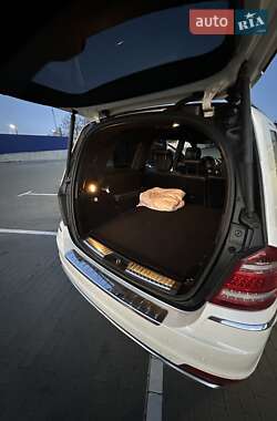 Позашляховик / Кросовер Mercedes-Benz GL-Class 2011 в 