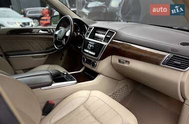 Позашляховик / Кросовер Mercedes-Benz GL-Class 2013 в 