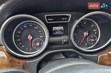 Позашляховик / Кросовер Mercedes-Benz GL-Class 2013 в 