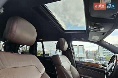 Позашляховик / Кросовер Mercedes-Benz GL-Class 2013 в 