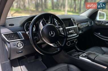 Позашляховик / Кросовер Mercedes-Benz GL-Class 2013 в 