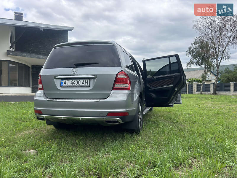 Позашляховик / Кросовер Mercedes-Benz GL-Class 2012 в Надвірній