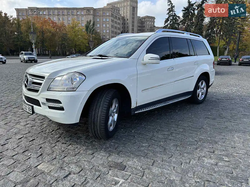 Mercedes-Benz GL-Class