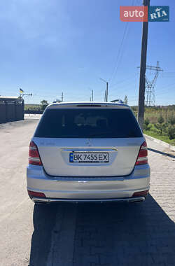 Внедорожник / Кроссовер Mercedes-Benz GL-Class 2010 в 