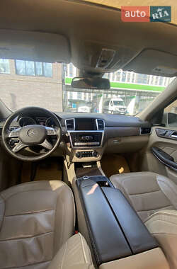 Позашляховик / Кросовер Mercedes-Benz GL-Class 2013 в 
