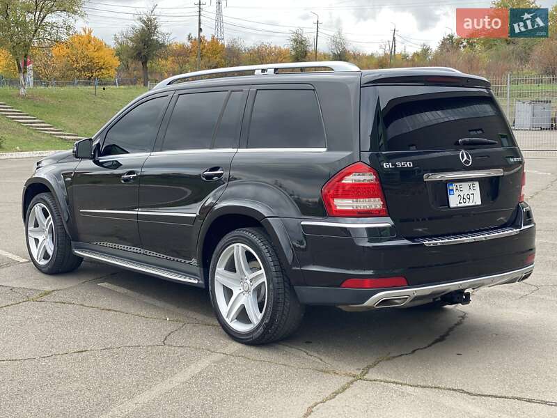 Mercedes-Benz GL-Class 2012