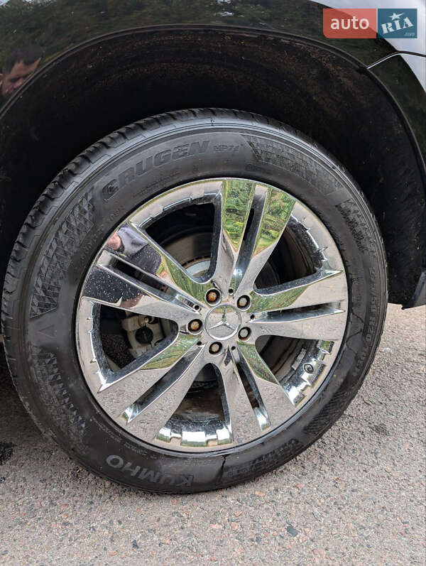 Внедорожник / Кроссовер Mercedes-Benz GL-Class 2012 в Ровно
