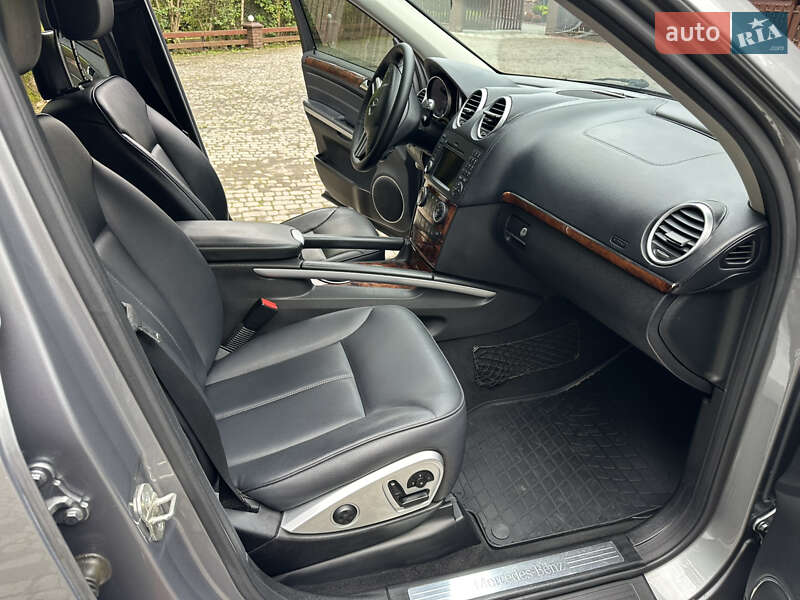 Позашляховик / Кросовер Mercedes-Benz GL-Class 2011 в Самборі фото 26 Позашляховик / Кросовер Mercedes-Benz GL-Class 2011 в Самборі