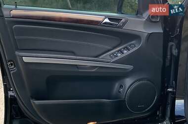Позашляховик / Кросовер Mercedes-Benz GL-Class 2008 в 
