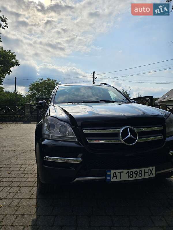 Внедорожник / Кроссовер Mercedes-Benz GL-Class 2010 в Калуше