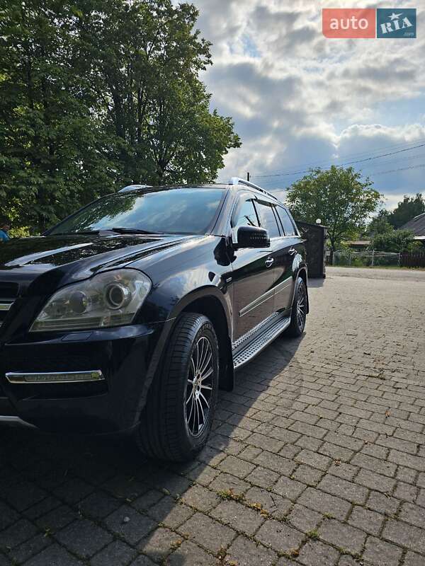 Внедорожник / Кроссовер Mercedes-Benz GL-Class 2010 в Калуше