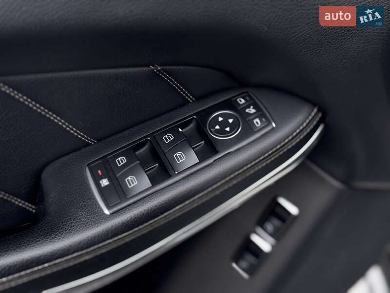 Позашляховик / Кросовер Mercedes-Benz GL-Class 2012 в Мукачевому