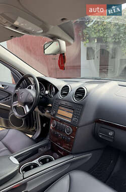 Позашляховик / Кросовер Mercedes-Benz GL-Class 2012 в 