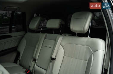 Позашляховик / Кросовер Mercedes-Benz GL-Class 2014 в 