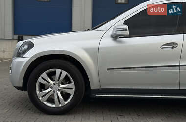 Позашляховик / Кросовер Mercedes-Benz GL-Class 2012 в 