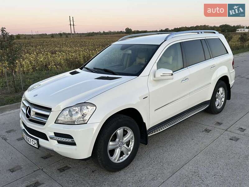 Внедорожник / Кроссовер Mercedes-Benz GL-Class 2010 в Полтаве фото 17 Внедорожник / Кроссовер Mercedes-Benz GL-Class 2010 в Полтаве