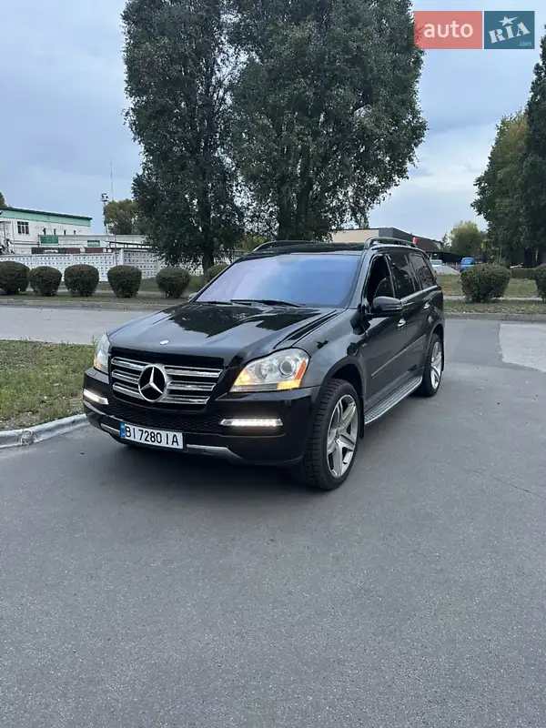 Mercedes-Benz GL-Class