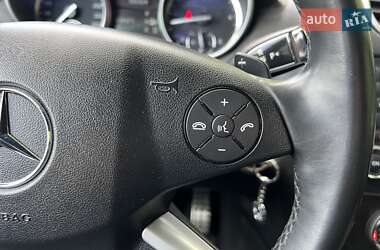 Внедорожник / Кроссовер Mercedes-Benz GL-Class 2012 в 