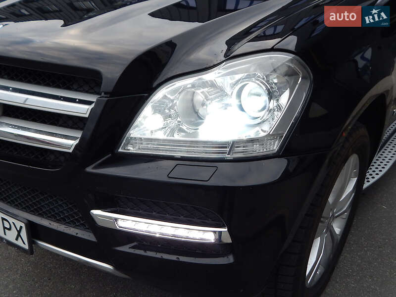 Внедорожник / Кроссовер Mercedes-Benz GL-Class 2010 в Киеве