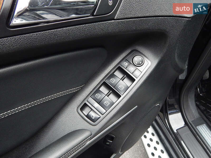 Внедорожник / Кроссовер Mercedes-Benz GL-Class 2010 в Киеве