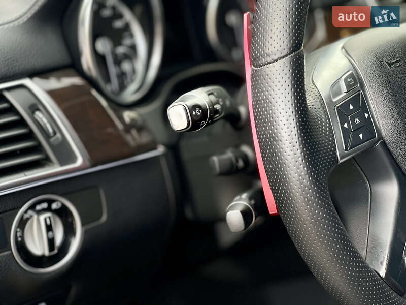 Позашляховик / Кросовер Mercedes-Benz GL-Class 2013 в Києві