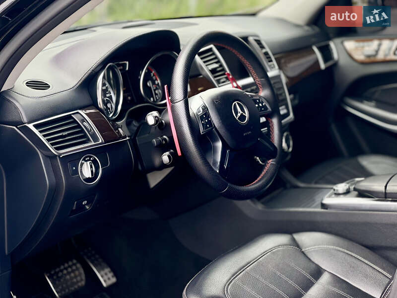 Позашляховик / Кросовер Mercedes-Benz GL-Class 2013 в Києві