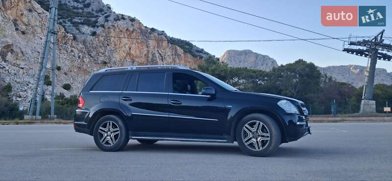 Внедорожник / Кроссовер Mercedes-Benz GL-Class 2011 в Киеве фото 6 Внедорожник / Кроссовер Mercedes-Benz GL-Class 2011 в Киеве