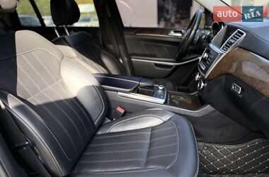 Позашляховик / Кросовер Mercedes-Benz GL-Class 2013 в  фото 61 Позашляховик / Кросовер Mercedes-Benz GL-Class 2013 в