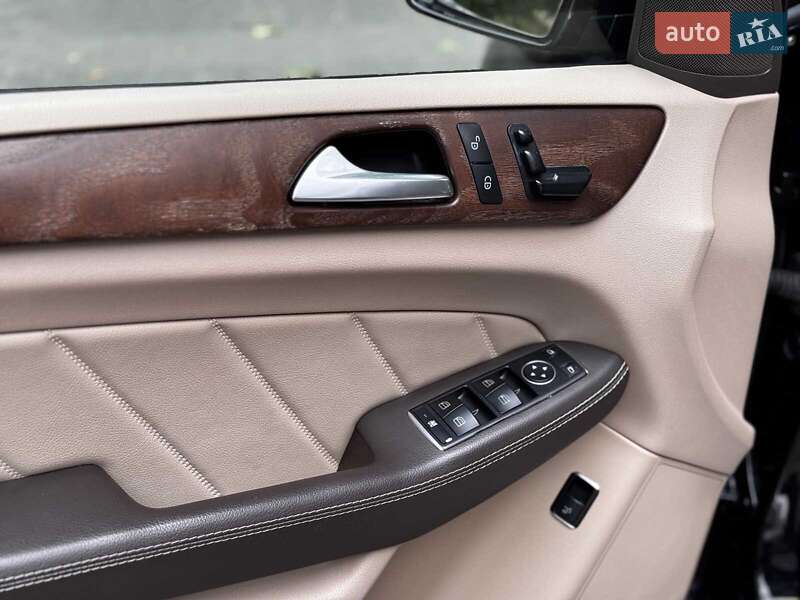 Позашляховик / Кросовер Mercedes-Benz GL-Class 2015 в Києві