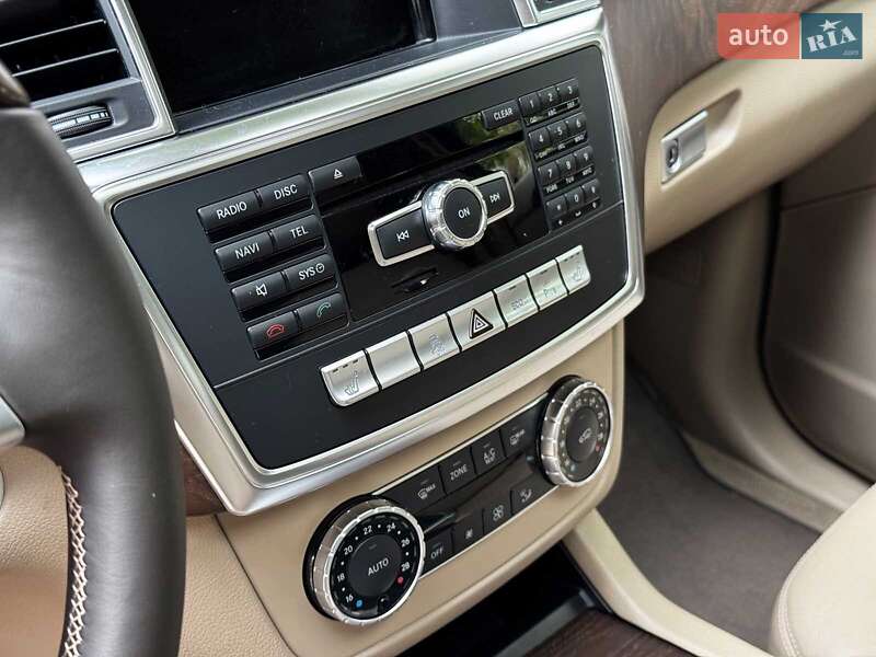 Позашляховик / Кросовер Mercedes-Benz GL-Class 2015 в Києві